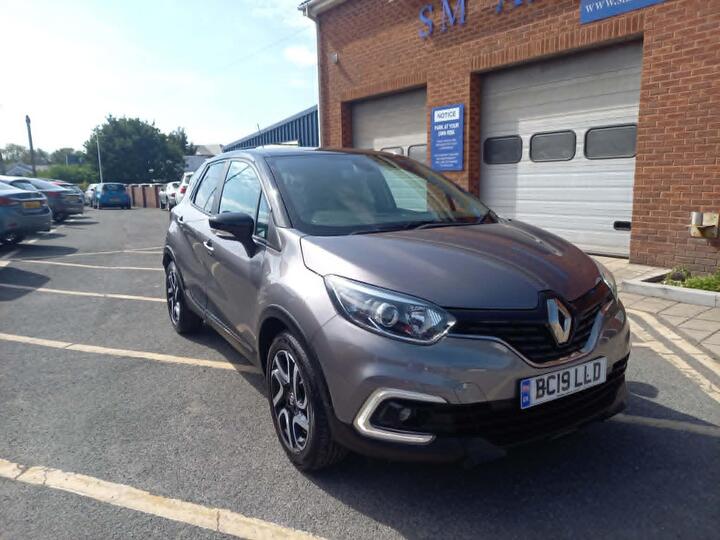 Renault Captur 0.9 TCe ENERGY Iconic Euro 6 (s/s) 5dr