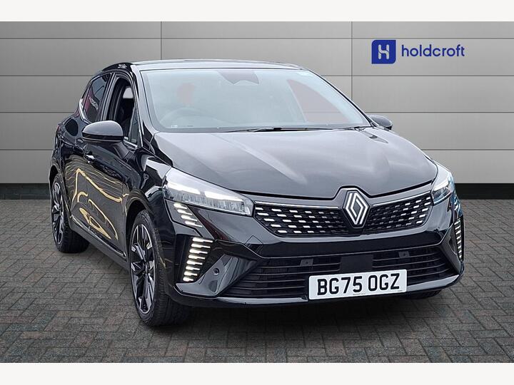 Renault Clio 1.6 E-TECH Techno Auto Euro 6 (s/s) 5dr Renault Clio 1.6 E-TECH Techno Auto Euro 6 (s/s) 5dr