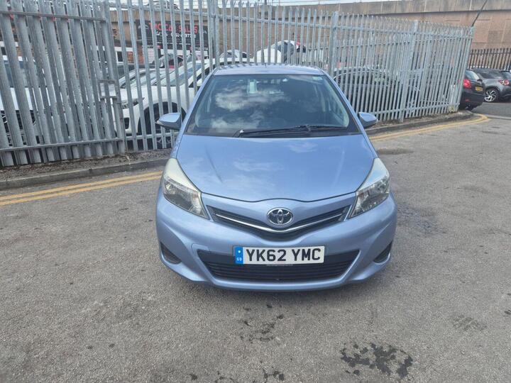 Toyota YARIS 1.33 Dual VVT-i TR Euro 5 5dr