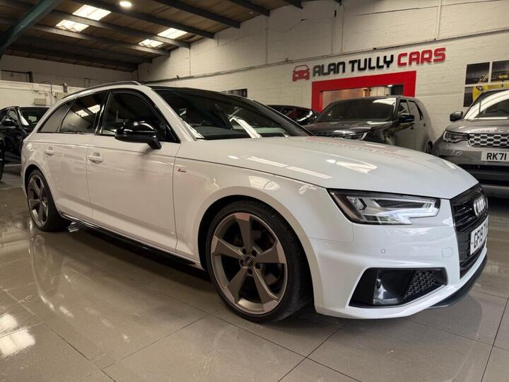 Audi A4 AVANT 2.0 TFSI 40 Black Edition S Tronic Euro 6 (s/s) 5dr Audi A4 AVANT 2.0 TFSI 40 Black Edition S Tronic Euro 6 (s/s) 5dr