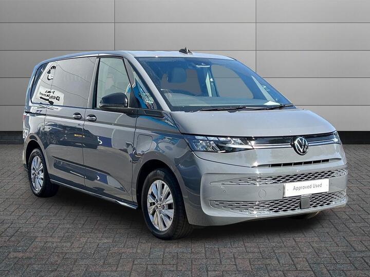 Volkswagen Multivan 1.4 TSI 13kWh Life DSG Euro 6 (s/s) 5dr