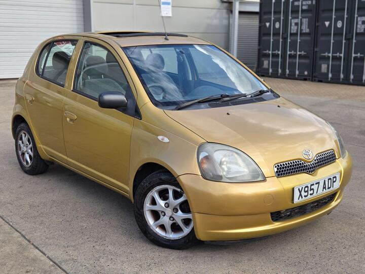 Toyota Yaris 1.3 VVT-i 16v CDX 5dr