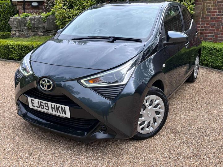 Toyota AYGO 1.0 VVT-i X-play Euro 6 5dr