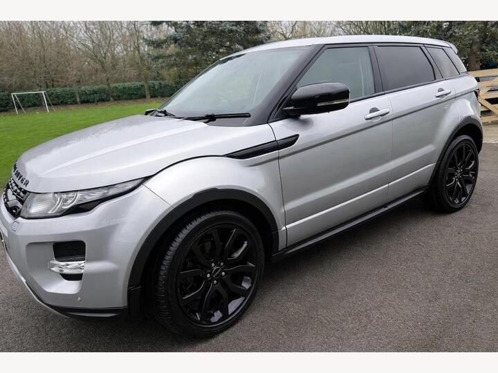 Land Rover RANGE ROVER EVOQUE 2.2 SD4 Dynamic Auto 4WD Euro 5 5dr Land Rover RANGE ROVER EVOQUE 2.2 SD4 Dynamic Auto 4WD Euro 5 5dr