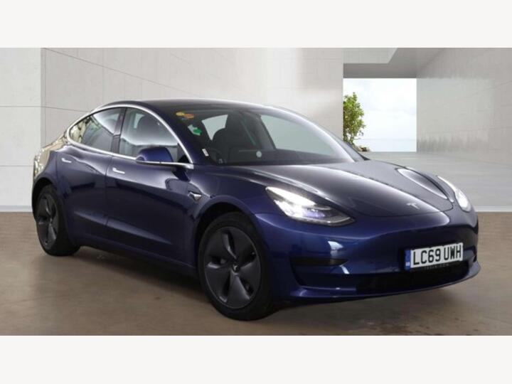 Tesla Model 3 Standard Range Plus Auto RWD 4dr