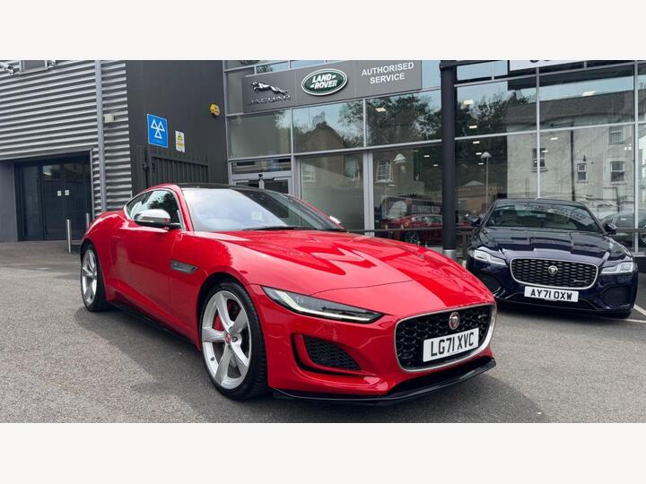Jaguar F-TYPE 5.0 V8 R-Dynamic Auto Euro 6 (s/s) 2dr Jaguar F-TYPE 5.0 V8 R-Dynamic Auto Euro 6 (s/s) 2dr