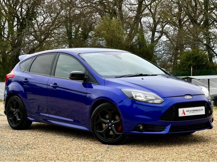 Ford Focus 2.0T EcoBoost ST-2 Euro 5 (s/s) 5dr