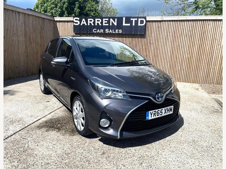 Toyota Yaris 1.5 VVT-h Sport E-CVT Euro 6 5dr