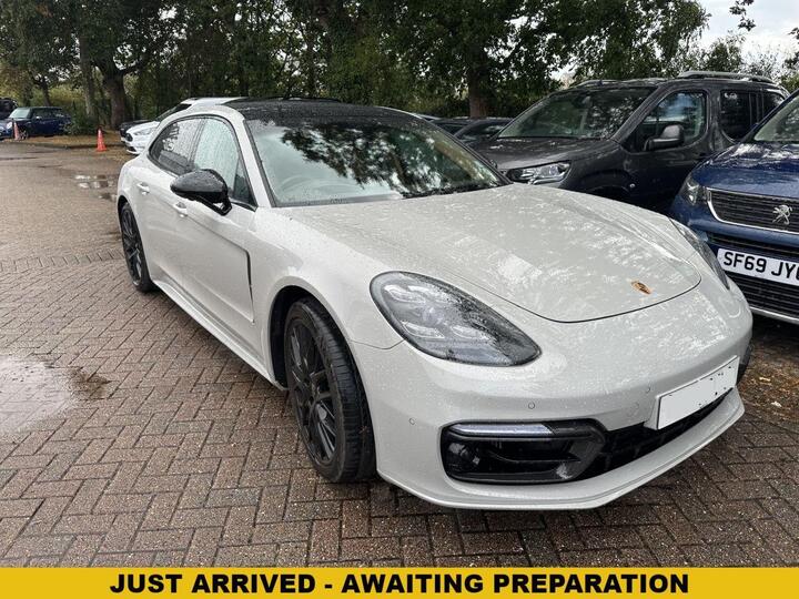 Porsche PANAMERA 4.0T V8 GTS Sport Turismo PDK 4WD Euro 6 (s/s) 5dr