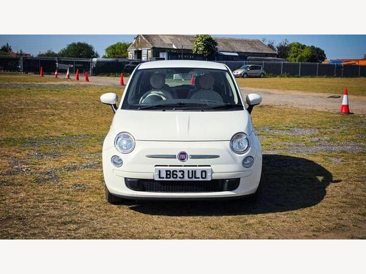 Fiat 500 0.9 TwinAir Lounge Hatchback 3dr Petrol Dualogic Euro 6 (s/s) (85 Bhp)