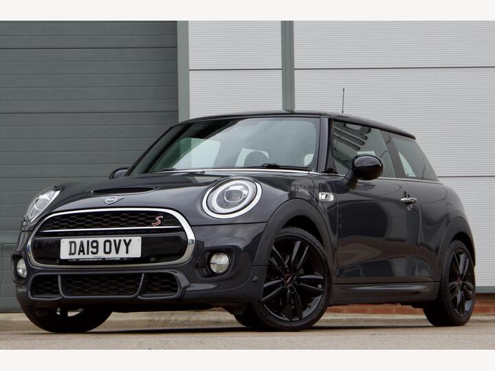 MINI Hatch 2.0 Cooper S Sport Steptronic Euro 6 (s/s) 3dr