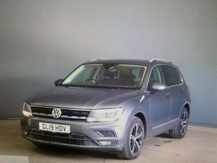 Volkswagen TIGUAN 2.0 TDI SE Navigation DSG Euro 6 (s/s) 5dr
