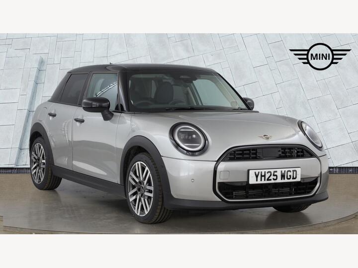 MINI Cooper 1.5C Classic Steptronic Euro 6 (s/s) 5dr