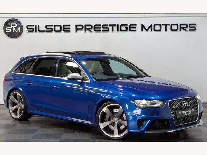Audi RS 4 4.2 FSI V8 S Tronic Quattro Euro 5 5dr