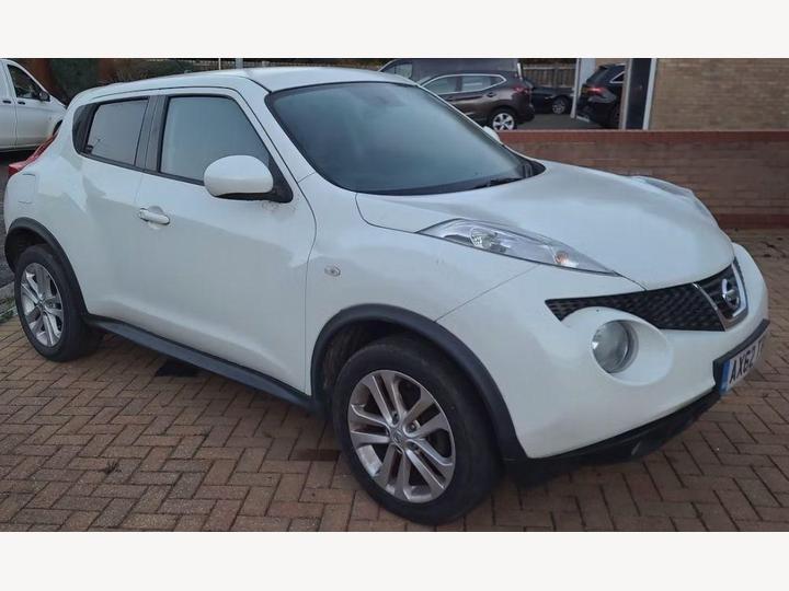 Nissan JUKE 1.6 Acenta Premium CVT Euro 5 5dr