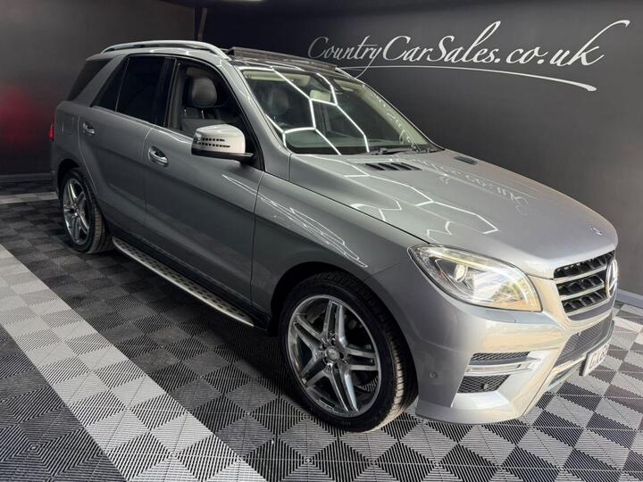 Mercedes-Benz M CLASS 3.0 ML350 V6 BlueTEC AMG Line G-Tronic 4WD Euro 6 (s/s) 5dr