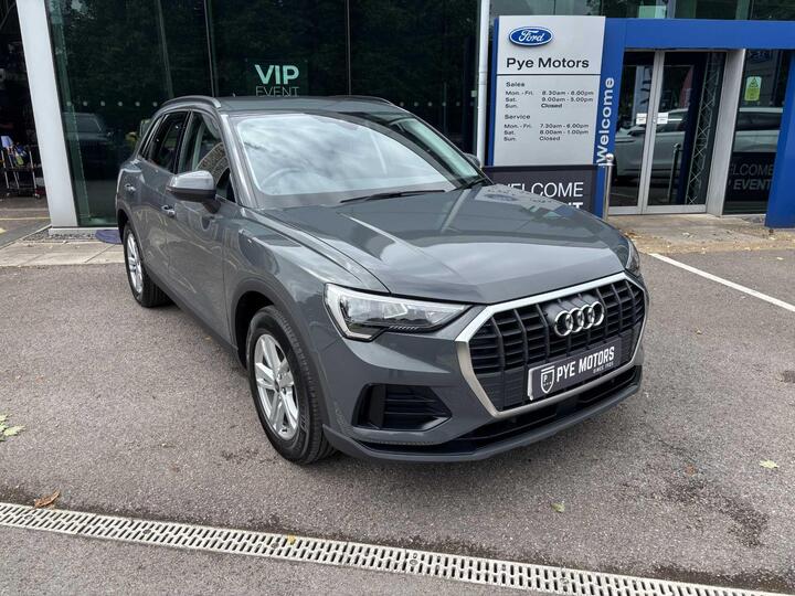 Audi Q3 1.5 TFSI CoD 35 Technik Euro 6 (s/s) 5dr
