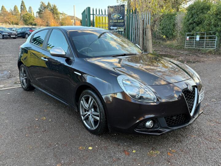 Alfa Romeo Giulietta 1.6 JTDM-2 Tecnica TCT Euro 6 (s/s) 5dr