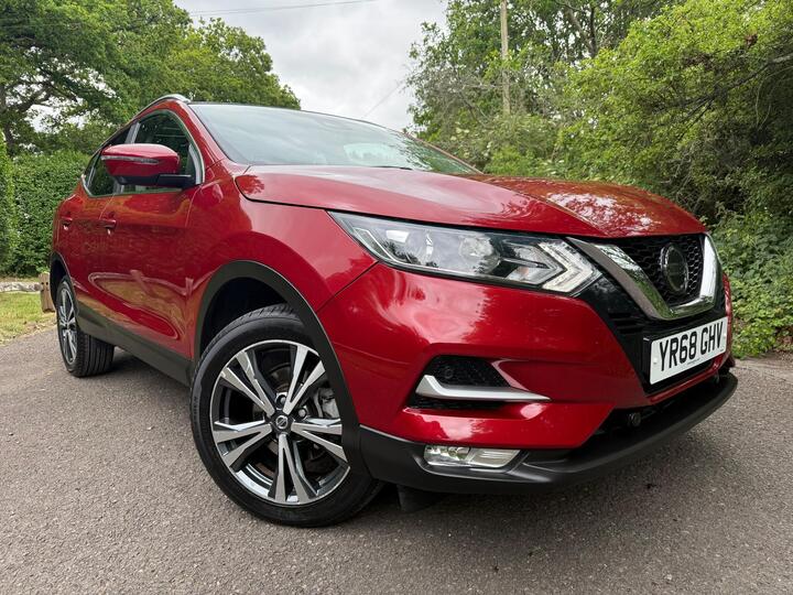 Nissan Qashqai 1.2 DIG-T N-Connecta Euro 6 (s/s) 5dr