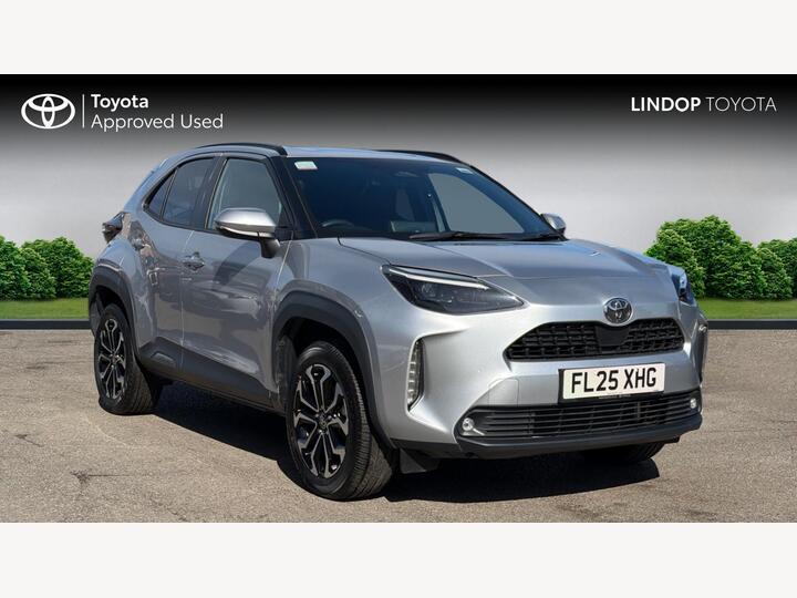Toyota YARIS CROSS 1.5 VVT-h Design E-CVT Euro 6 (s/s) 5dr Toyota YARIS CROSS 1.5 VVT-h Design E-CVT Euro 6 (s/s) 5dr