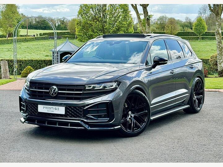 Volkswagen TOUAREG 3.0 TDI V6 Black Edition Tiptronic 4Motion Euro 6 (s/s) 5dr