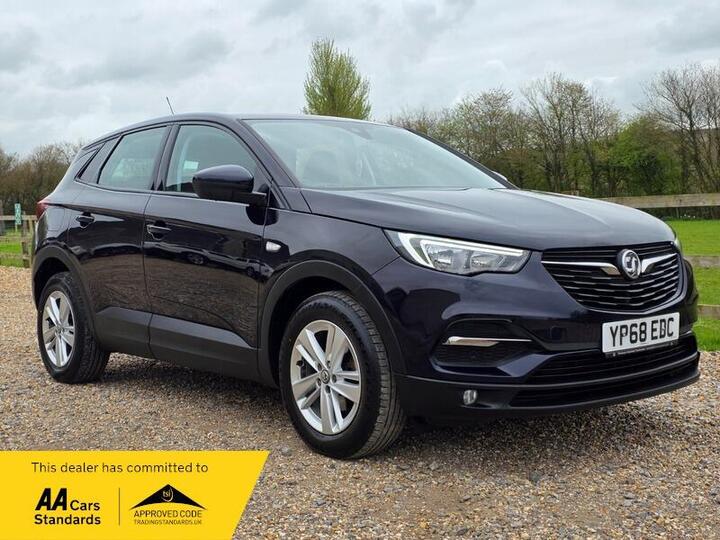 Vauxhall Grandland X 1.2 Turbo SE Euro 6 (s/s) 5dr