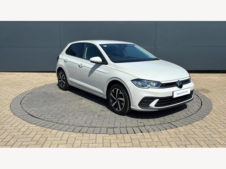 Volkswagen Polo 1.0 TSI Match Euro 6 (s/s) 5dr Volkswagen Polo 1.0 TSI Match Euro 6 (s/s) 5dr
