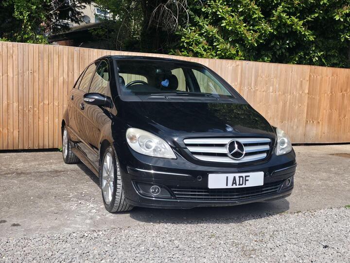 Mercedes-Benz B Class 2.0 B180 SE CVT 5dr Mercedes-Benz B Class 2.0 B180 SE CVT 5dr
