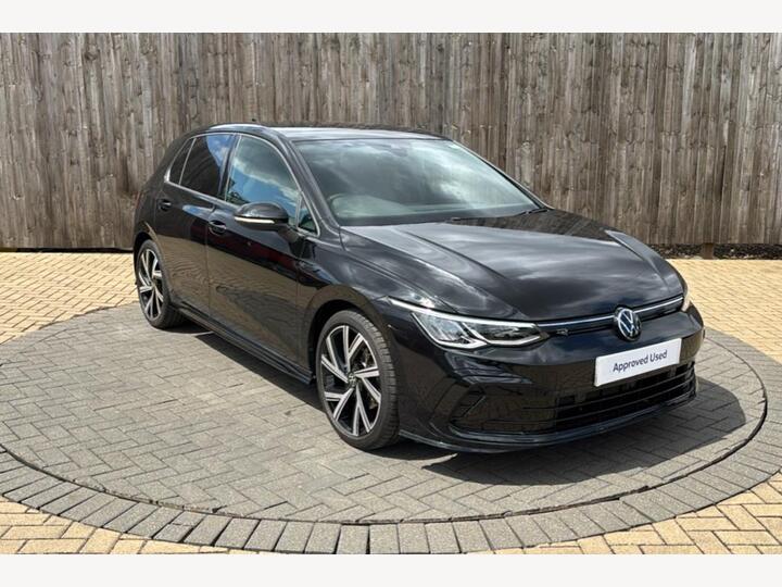 Volkswagen Golf 1.5 ETSI MHEV R-Line DSG Euro 6 (s/s) 5dr Volkswagen Golf 1.5 ETSI MHEV R-Line DSG Euro 6 (s/s) 5dr