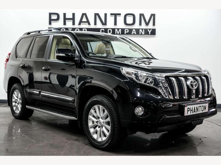 Toyota LAND CRUISER 3.0 D-4D Invincible Auto 4WD Euro 5 5dr (7 Seats)