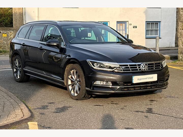 Volkswagen Passat 2.0 TDI R-Line DSG Euro 6 (s/s) 5dr
