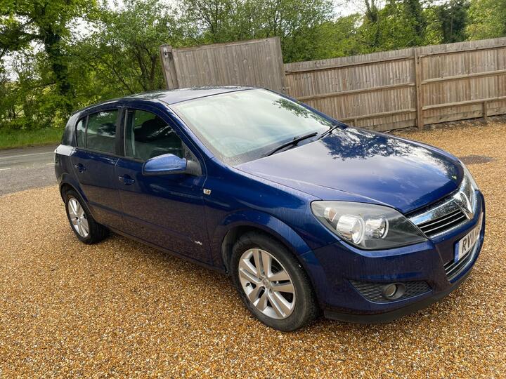 Vauxhall Astra 1.6i 16v SXi 5dr