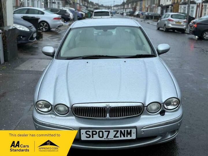 Jaguar X-Type 2.5 V6 SE (AWD) 4dr