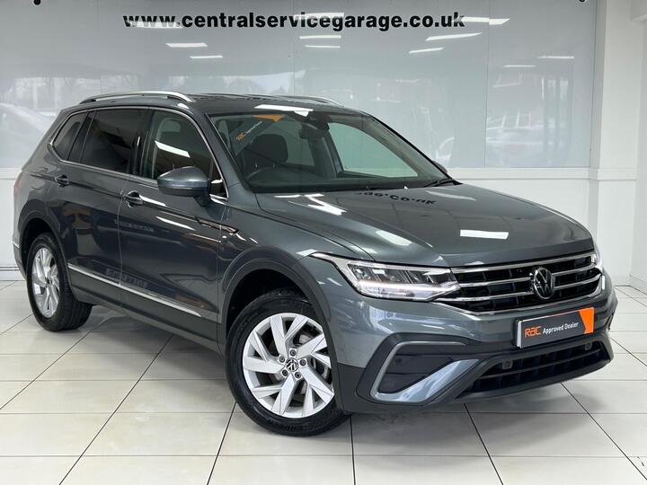 Volkswagen Tiguan Allspace 1.5 TSI Life DSG Euro 6 (s/s) 5dr Volkswagen Tiguan Allspace 1.5 TSI Life DSG Euro 6 (s/s) 5dr