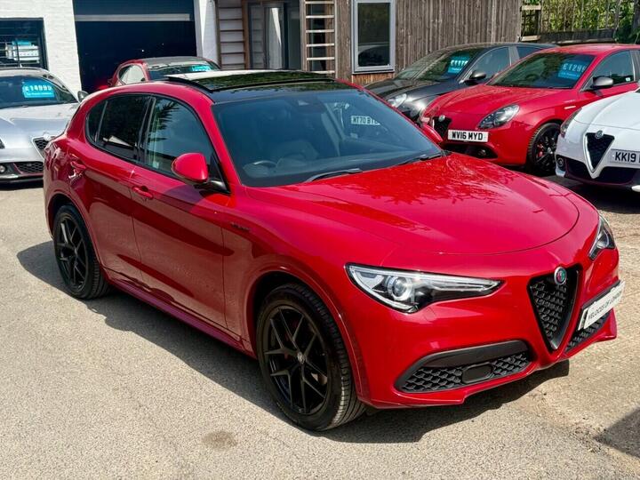 Alfa Romeo STELVIO 2.0T Veloce Auto Q4 AWD Euro 6 (s/s) 5dr Alfa Romeo STELVIO 2.0T Veloce Auto Q4 AWD Euro 6 (s/s) 5dr