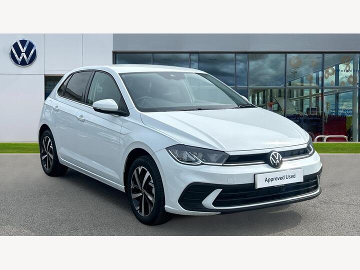 Volkswagen Polo 1.0 TSI Match Euro 6 (s/s) 5dr Volkswagen Polo 1.0 TSI Match Euro 6 (s/s) 5dr