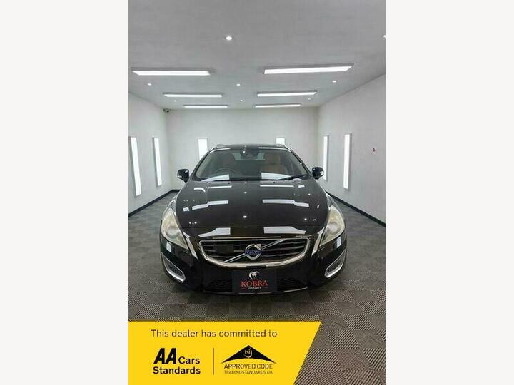 Volvo V60 3.0 T6 R-Design Lux Nav Geartronic AWD Euro 5 5dr