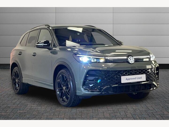 Volkswagen Tiguan 2.0 TDI Black Edition DSG Euro 6 (s/s) 5dr