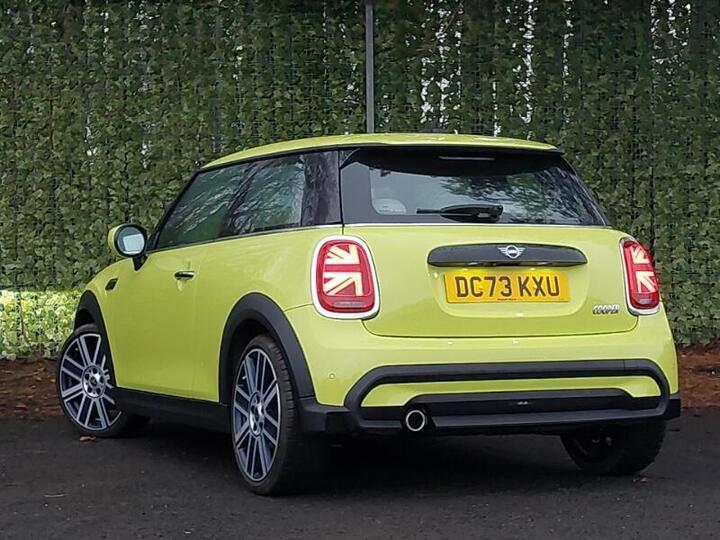 MINI Hatch 1.5 Cooper Exclusive Steptronic Euro 6 (s/s) 3dr