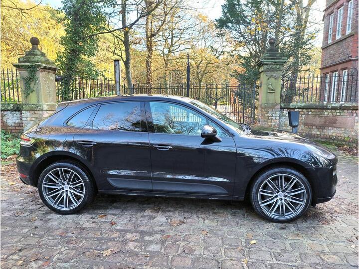 Porsche Macan 2.0T PDK 4WD Euro 6 (s/s) 5dr