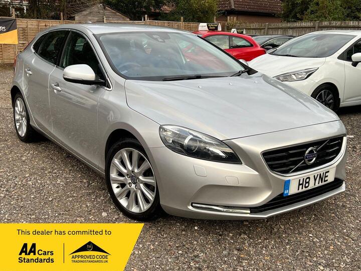 Volvo V40 1.6 D2 SE Lux Euro 5 (s/s) 5dr