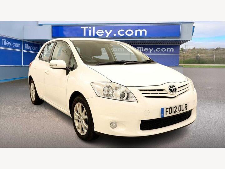 Toyota Auris 1.6 V-Matic Colour Collection MultiMode Euro 5 5dr