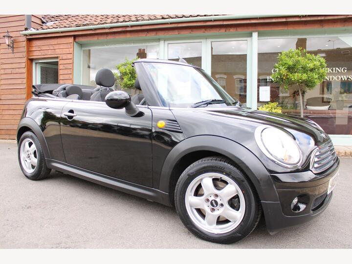 MINI Convertible 1.6 Cooper Euro 4 2dr