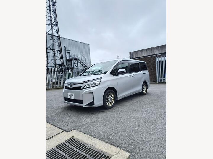 Toyota Voxy N/A