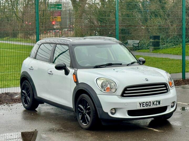 MINI Countryman 1.6 Cooper Euro 5 (s/s) 5dr