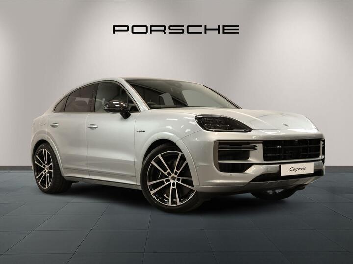 Porsche Cayenne 4.0 V8 E-Hybrid 25.9kWh Turbo TiptronicS 4WD Euro 6 (s/s) 5dr