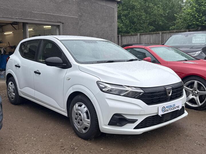 Dacia Sandero 1.0 SCe Essential Euro 6 (s/s) 5dr