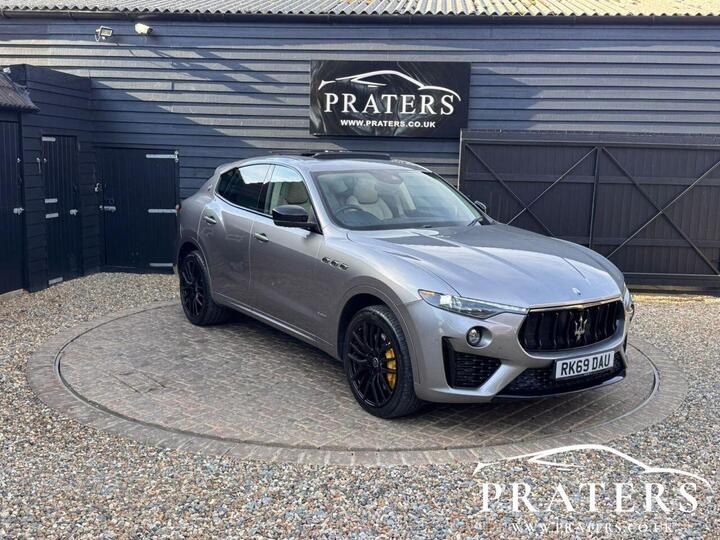 Maserati LEVANTE 3.0 V6 GranSport Nerissimo ZF 4WD Euro 6 (s/s) 5dr