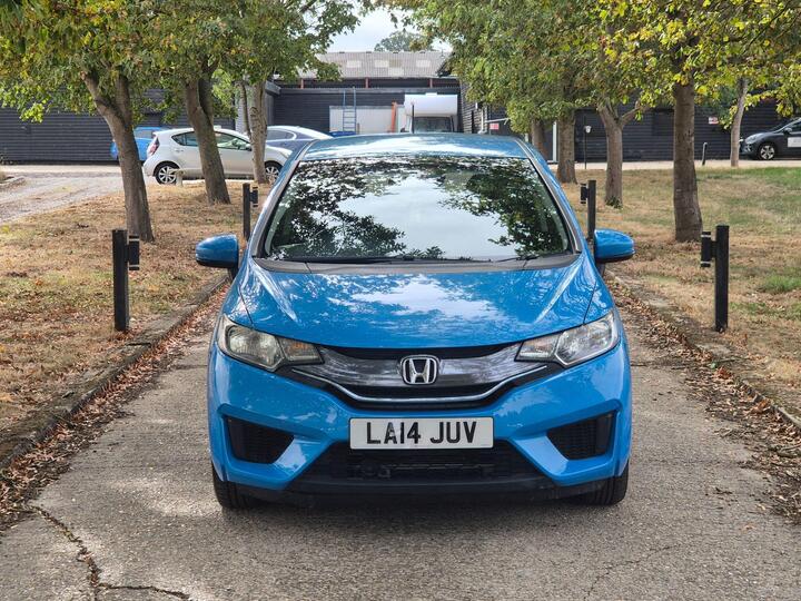 Honda Fit 1.5Petrol/Hybrid 5dr Hatchback Automatic