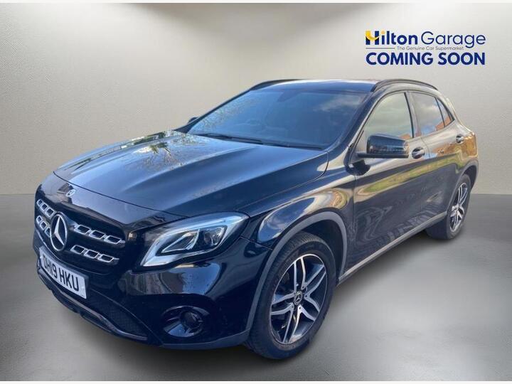 Mercedes-Benz GLA 1.6 GLA180 Urban Edition Euro 6 (s/s) 5dr Mercedes-Benz GLA 1.6 GLA180 Urban Edition Euro 6 (s/s) 5dr